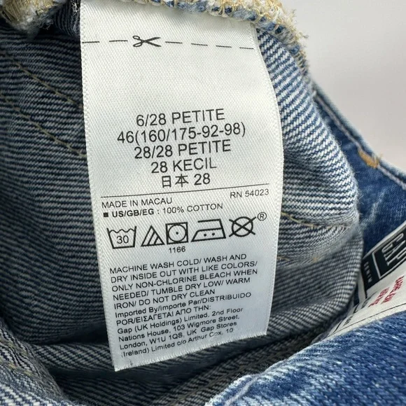 Gap High Rise Barrel Jeans Womens Size 28/6 Petite Light Indigo Wash - Picture 6 of 11